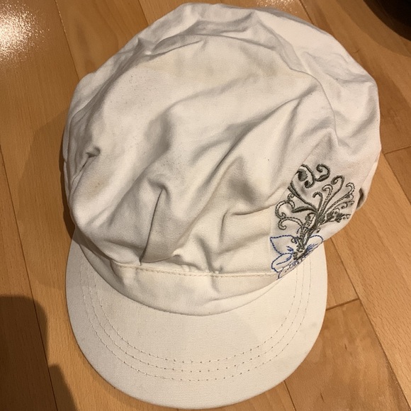 2 Women’s/Youth Fall/Spring/Summer Hats - Picture 8 of 16